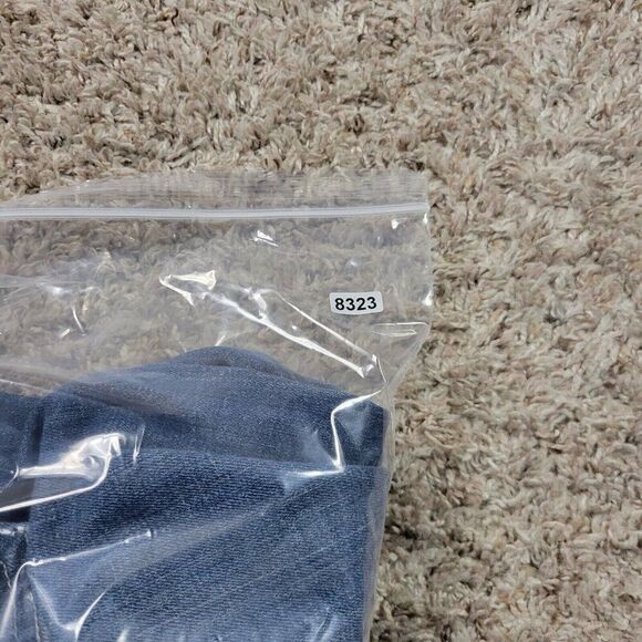 Vigoss Jeans Womens 7 Capri Dark Wash Embellished Denim - Picture 8 of 8